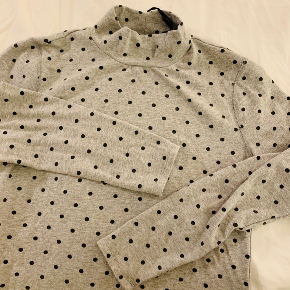 Tahari Mock Neck  Gray Long Sleeve Blouse  Size M